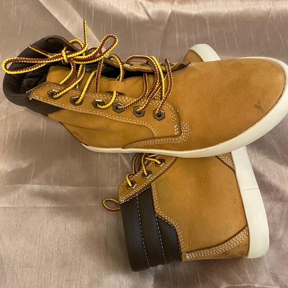 Timberland women’s size 5.5 - Picture 5 of 8